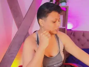 Loularson  live sex cam