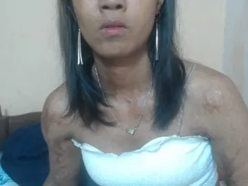 Rnathalie  live sex cam