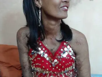 Rnathalie  live sex cam