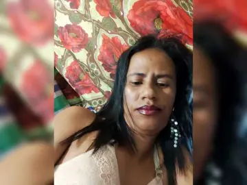 Rnathalie  live sex cam