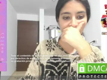 Kylieloved22  live sex cam