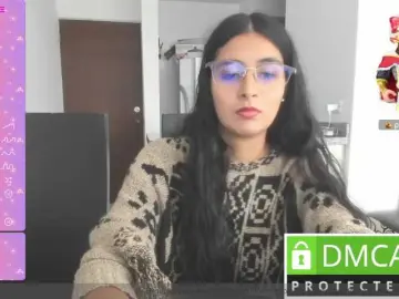 Kylieloved22  live sex cam