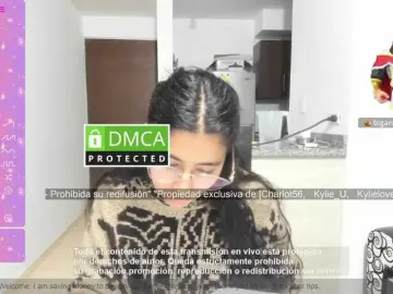 Kylieloved22  live sex cam