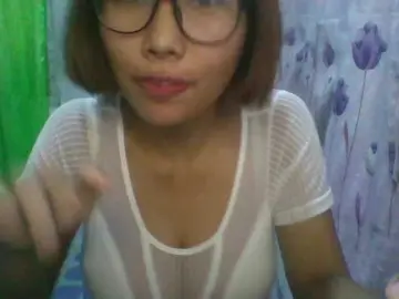 Momo3312  live sex cam
