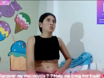 Skinnykattylush19  live sex cam