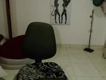 Vivian-milf-paint  live sex cam