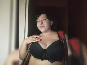 Holly-Molly69  live sex cam