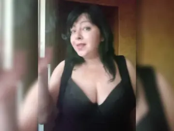 Holly-Molly69  live sex cam