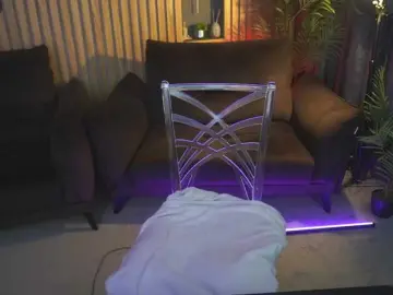 RedDoll  live sex cam