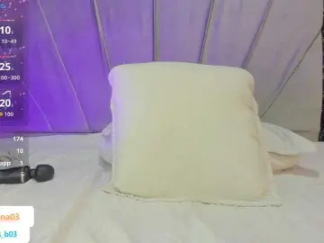 Shanna03  live sex cam