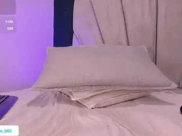 Shanna03  live sex cam