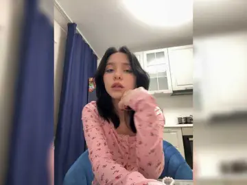 Kiyomichka  live sex cam