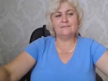 AngelaFamez  live sex cam