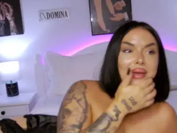LiliKittenXO  live sex cam