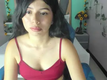 LucyLogde  live sex cam