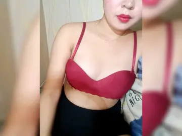 Boobsysauce19  live sex cam