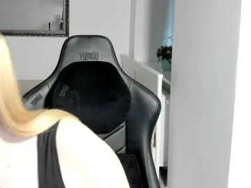 AlexaKisses  live sex cam