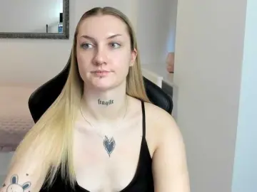 AlexaKisses  live sex cam