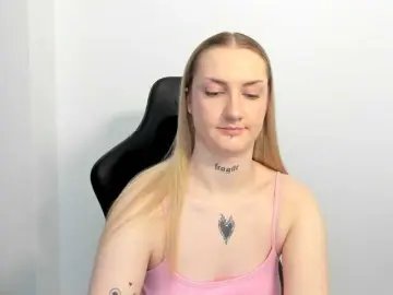 AlexaKisses  live sex cam