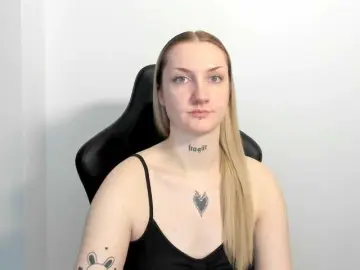 AlexaKisses  live sex cam