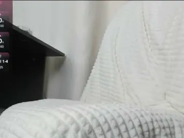 Hollyharlot  live sex cam