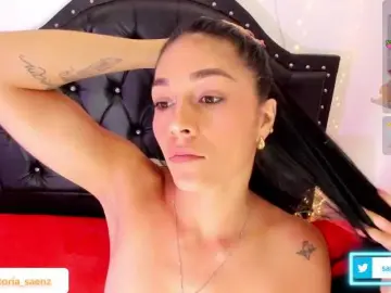 Vicky-saenz  live sex cam