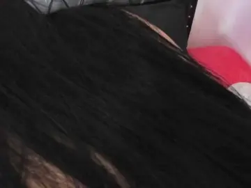 Vicky-saenz  live sex cam