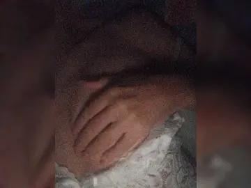 Alina-9999  live sex cam