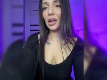 Blackqyeen  live sex cam