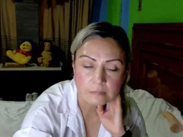 Charlizetheron1  live sex cam