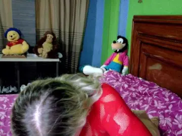 Charlizetheron1  live sex cam