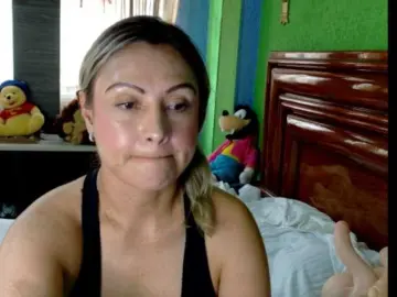 Charlizetheron1  live sex cam