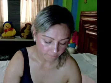Charlizetheron1  live sex cam