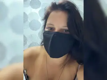 Gerda111  live sex cam
