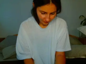 Irina9793  live sex cam