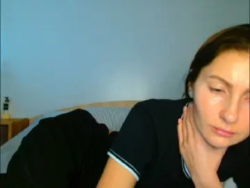 Irina9793  live sex cam