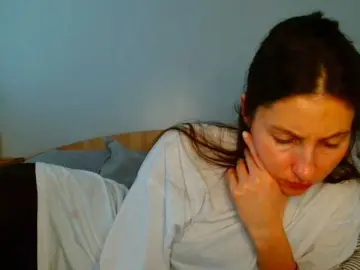 Irina9793  live sex cam