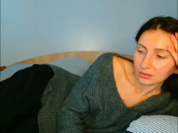 Irina9793  live sex cam