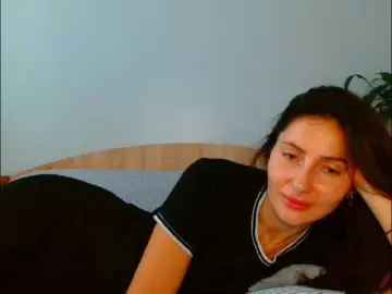 Irina9793  live sex cam
