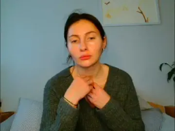 Irina9793  live sex cam