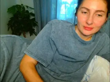 Irina9793  live sex cam