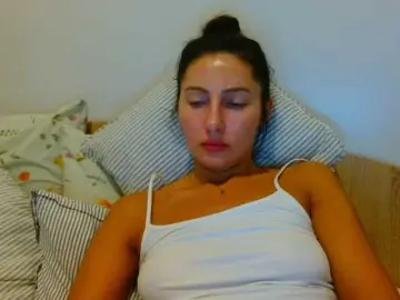 Irina9793  live sex cam
