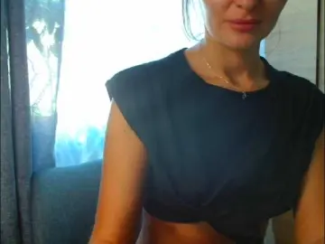 Irina9793  live sex cam