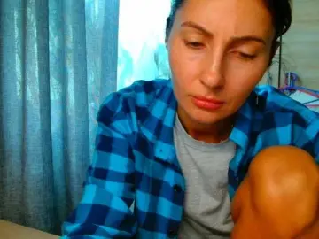 Irina9793  live sex cam