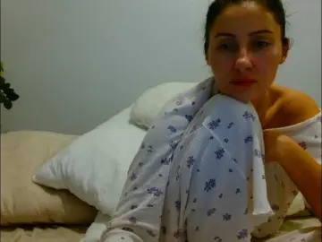 Irina9793  live sex cam
