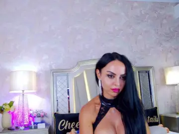 Issadorra  live sex cam