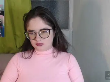 KrystalAdams  live sex cam