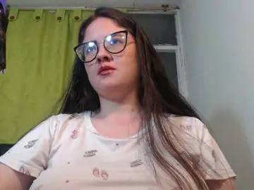 KrystalAdams  live sex cam