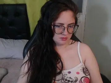 KrystalAdams  live sex cam