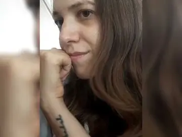 Lauflor  live sex cam